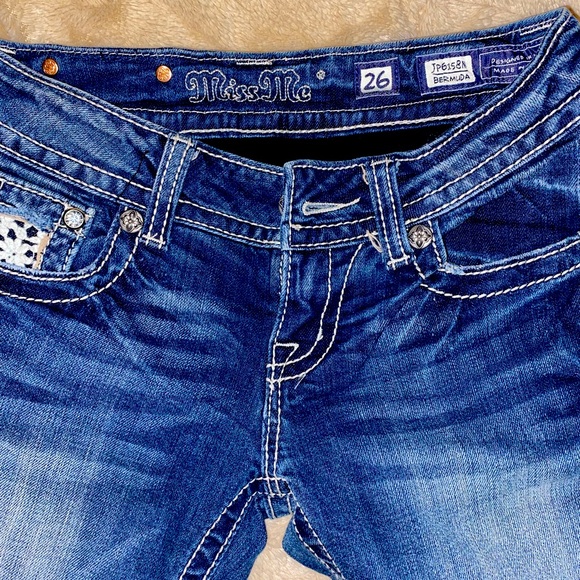 Miss Mes Womens 
Size 26 
JP6158M 
Bermuda 
Good condition - Picture 5 of 6